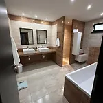 Kulacs Villa *